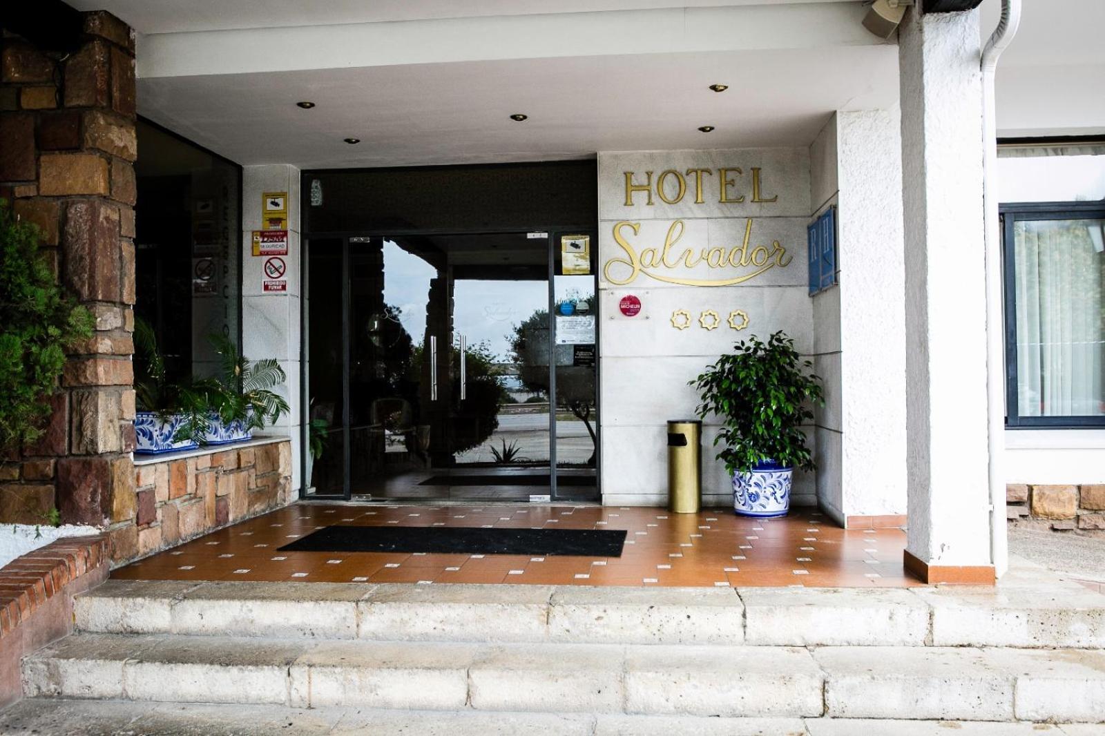 Hotel Salvador Bailén Exteriör bild